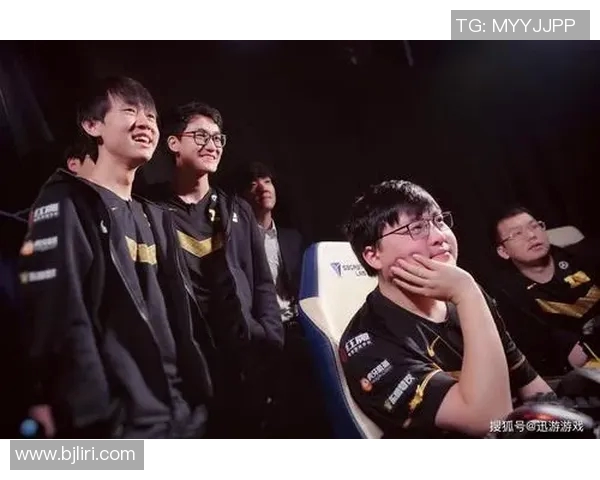 RNG快攻战术深度解析S15LOL比分与和平精英的完美结合